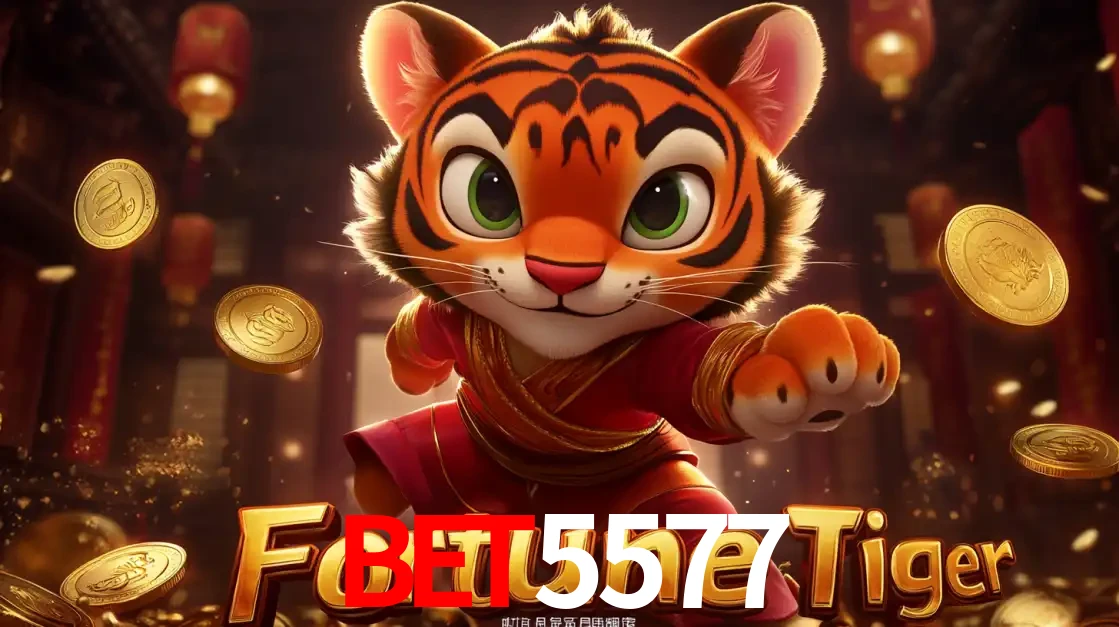 O carismático mascote do jogo de slot Fortune Tiger, um tigre fofo em pose de artes marciais, pronto para trazer sorte e multiplicadores de ganhos no cassino online BET5577.